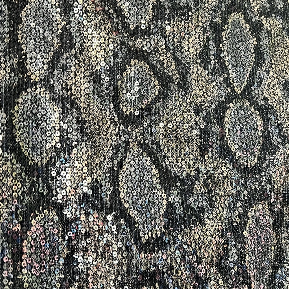 Shiny snake print mini skirt - Picture 2 of 3